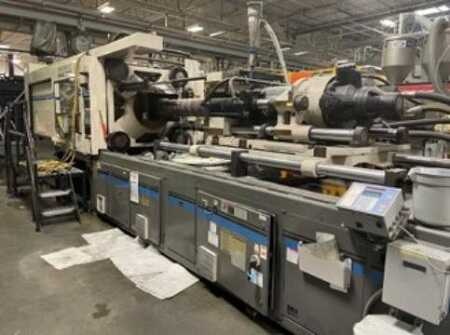 Cincinnati Milacron 600 Ton Injection Molding Machine